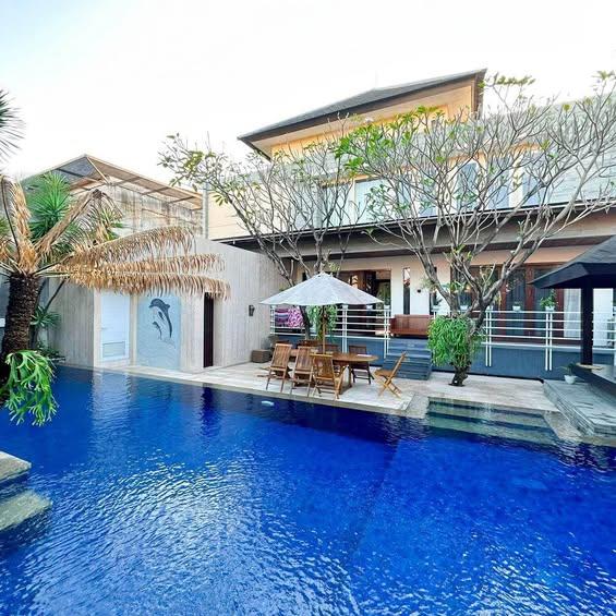 5-bedroom house in Denpasar — photo 1