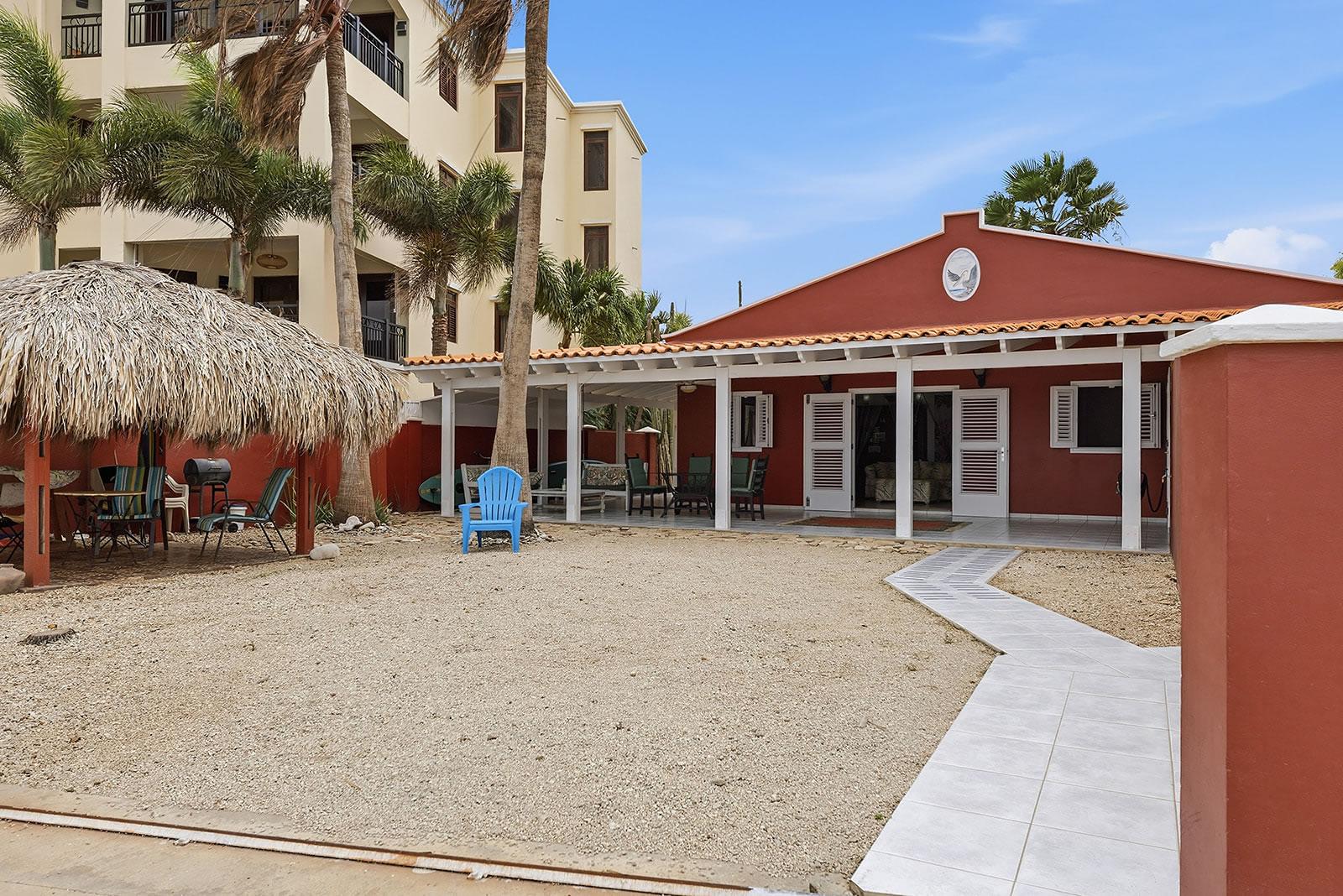 2 Bedroom Waterfront Home for Sale, Playa Lechi 14, Kralendijk, Bonaire — photo 4