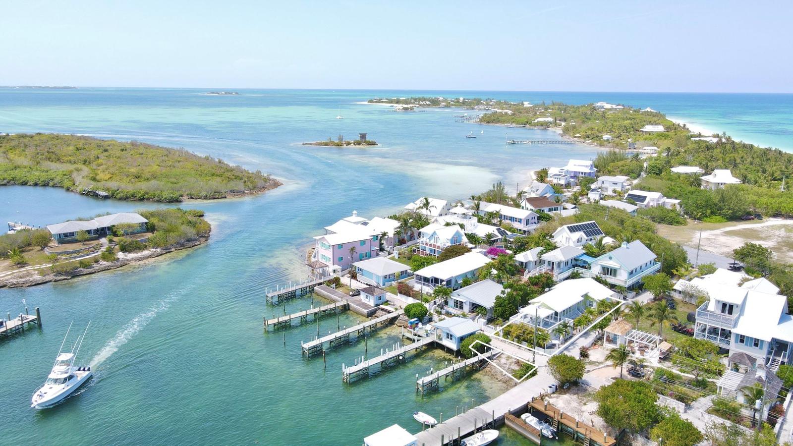 Harbour Vista, 60 Ft Dock on Harbour - MLS 62748 — photo 1