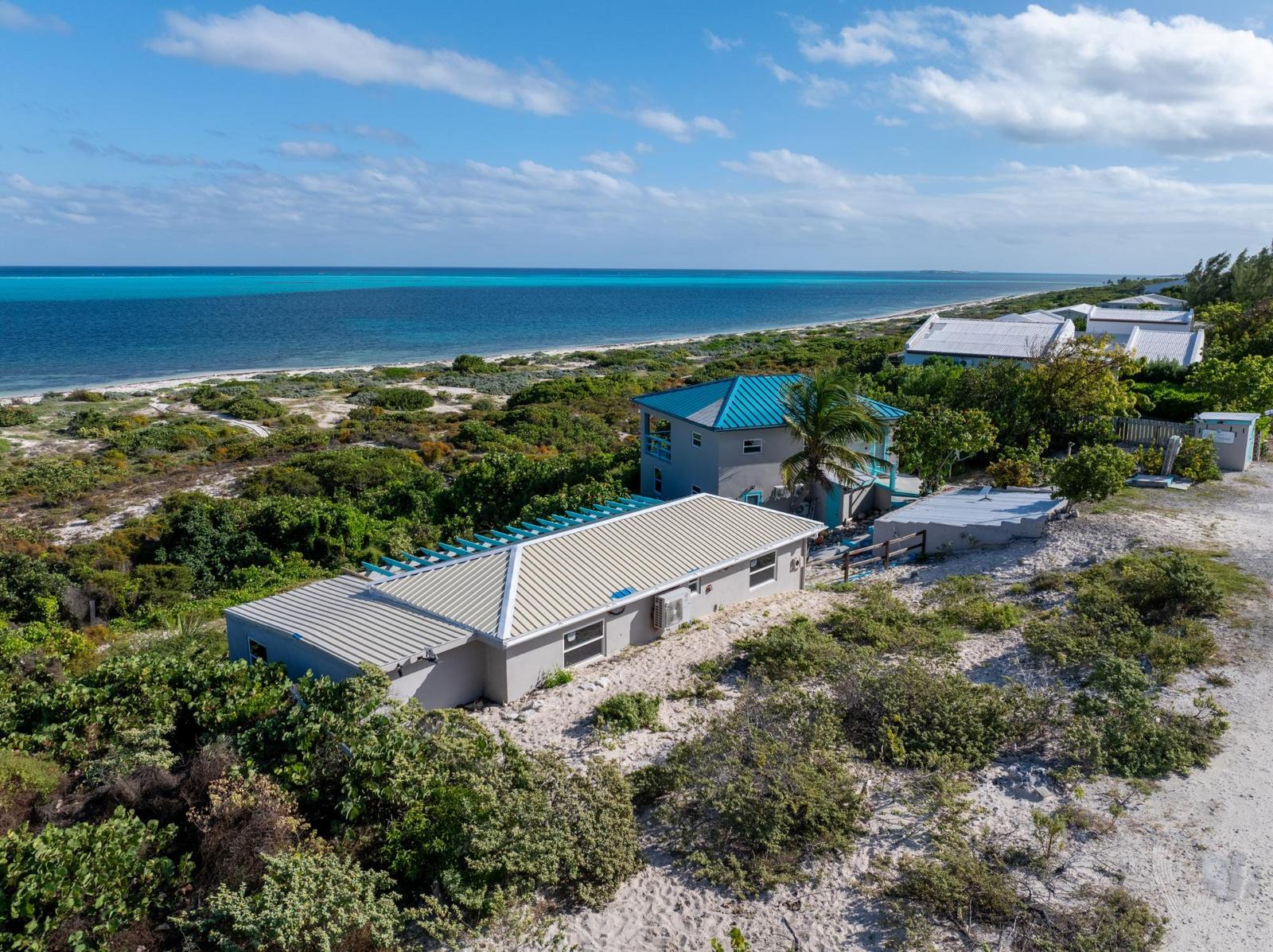 The Lookout - Beachfront Villa on Grand Turk — photo 4