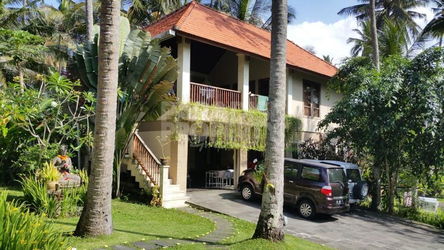 Exquisite Beach Villa Overlooking The Ocean – Tabanan Region — photo 3