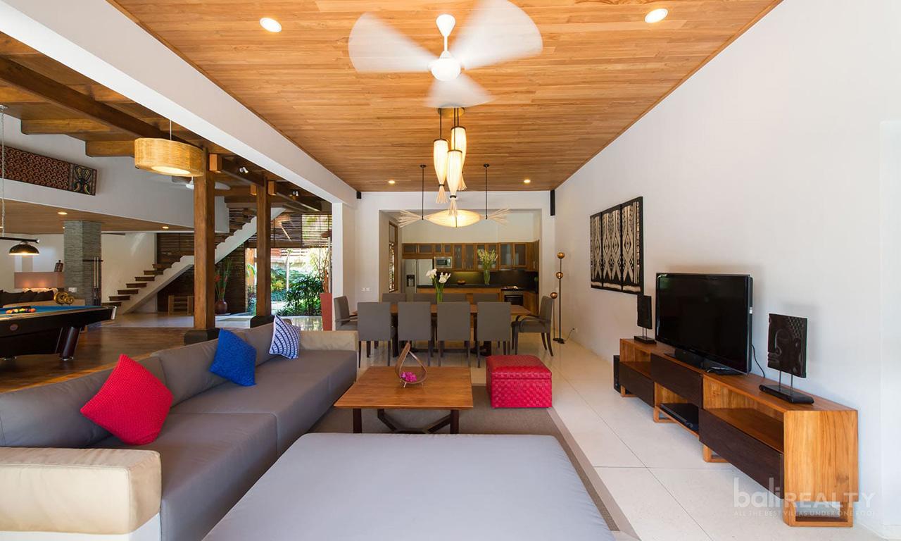 A Splendid Six-Bedroom Freehold Villa in the Heart of Seminyak - 2317 — photo 5
