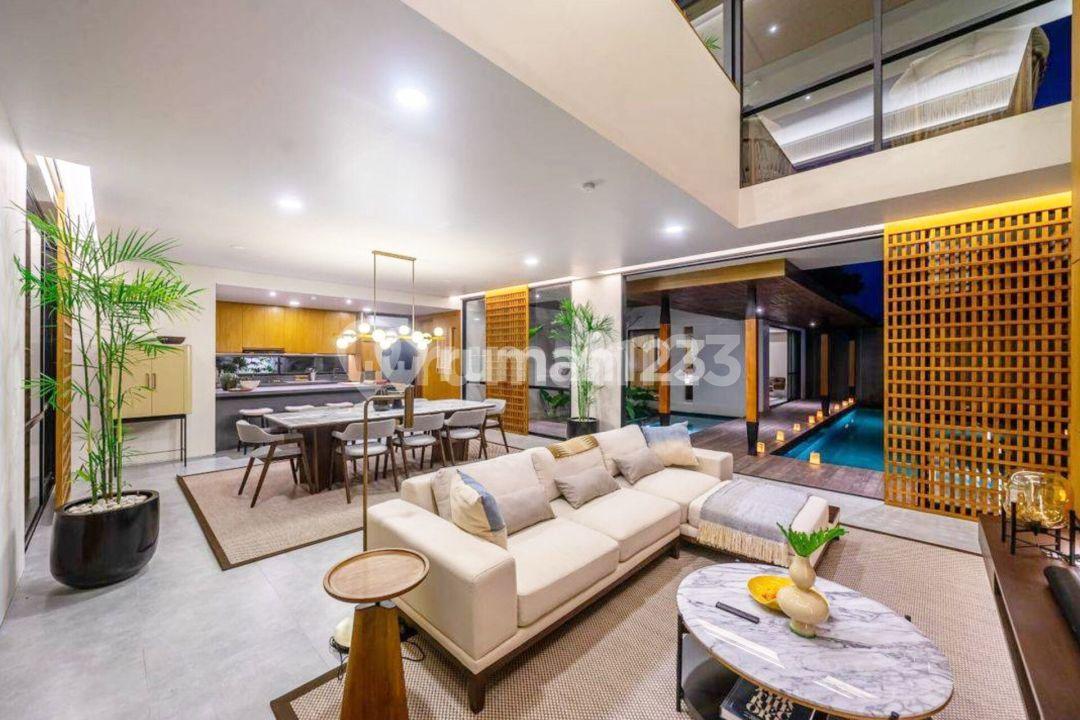 6-bedroom villa in Jimbaran, Bali with luxury resort amenities — photo 2