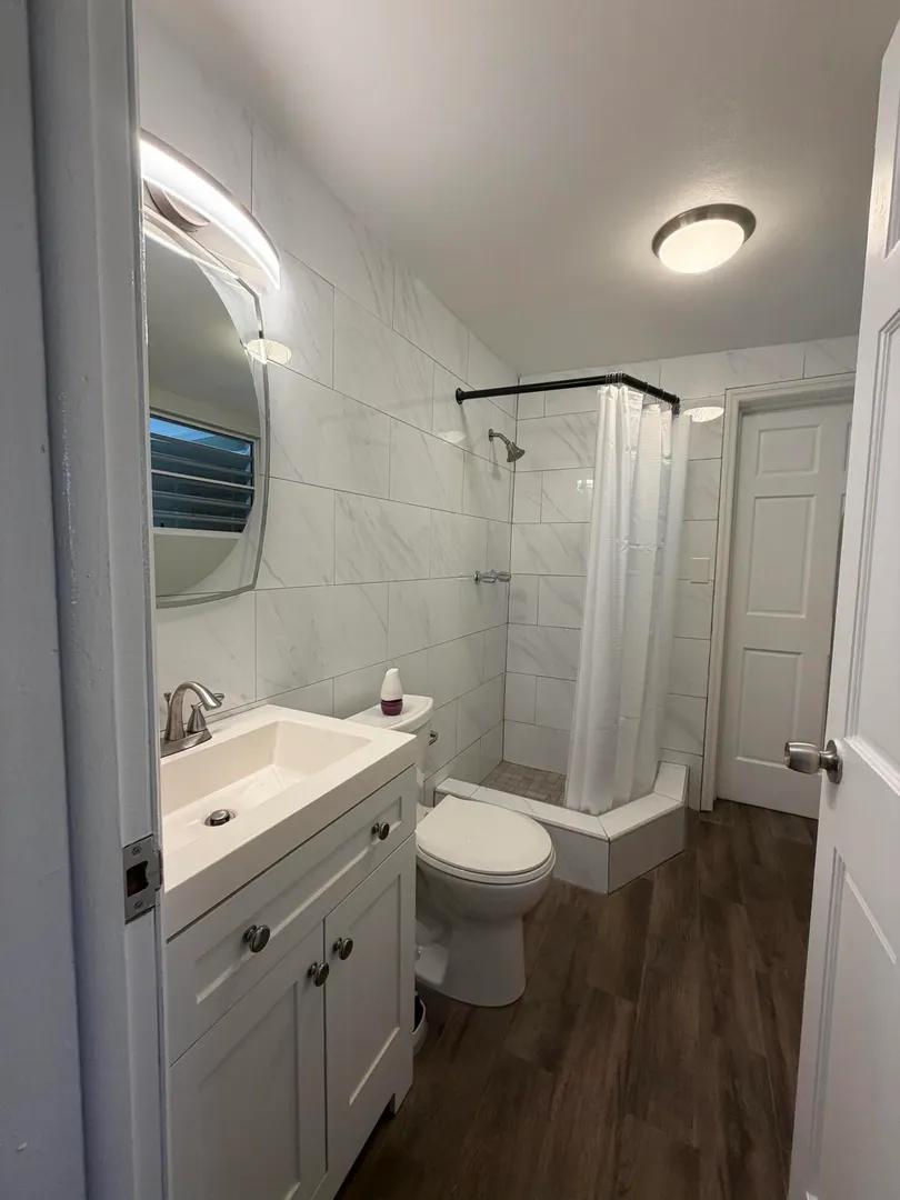 3 Beds 2 Baths Home in Anna's Retreat — photo 3