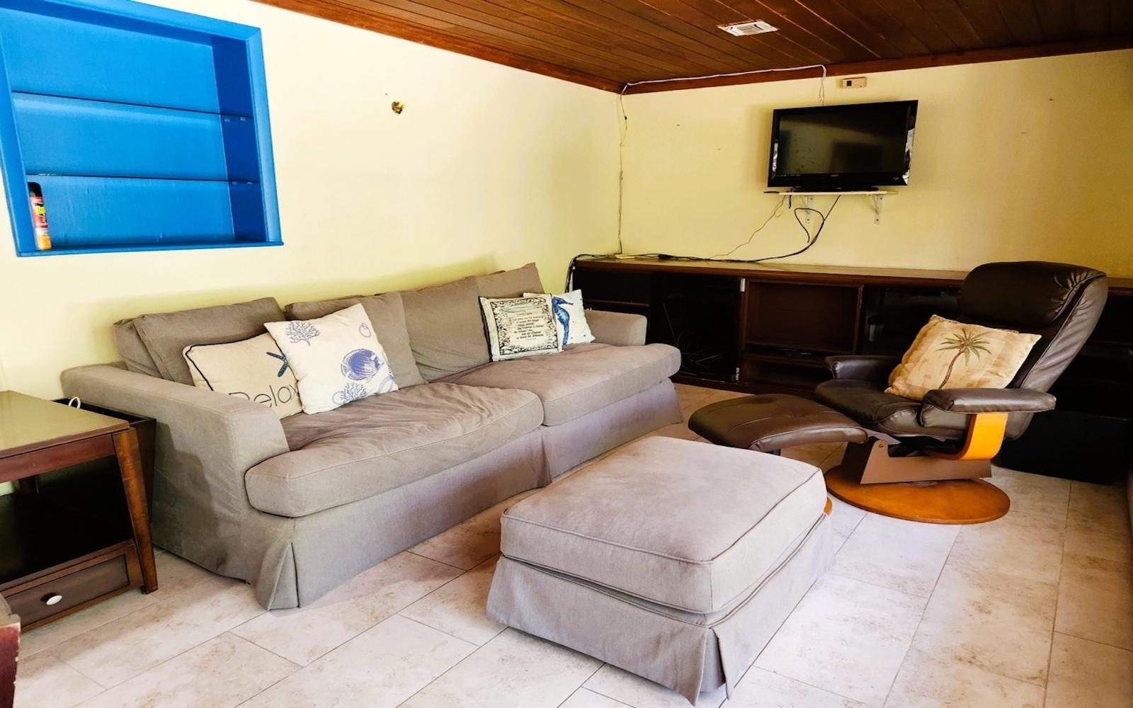 3 Bedroom Home for Sale, Highland Park, New Providence, Bahamas — photo 5