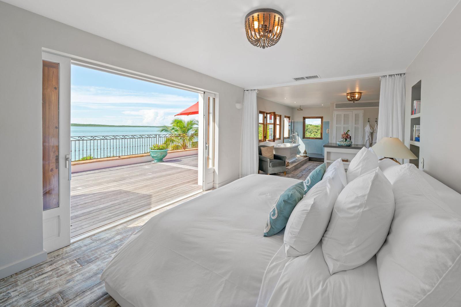 Little Norman's Cay, A Private Island For Sale in The Bahamas — photo 5