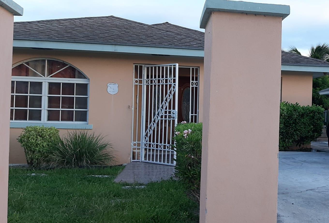 SIR LYNDEN PINDLING HOME — photo 1