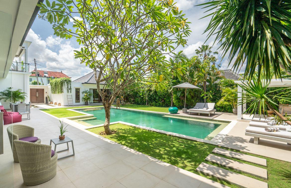 3 bedroom Villa for sale (Leasehold) — Spacious Berawa Villa with Long Lease, Steps from the Beach — photo 2