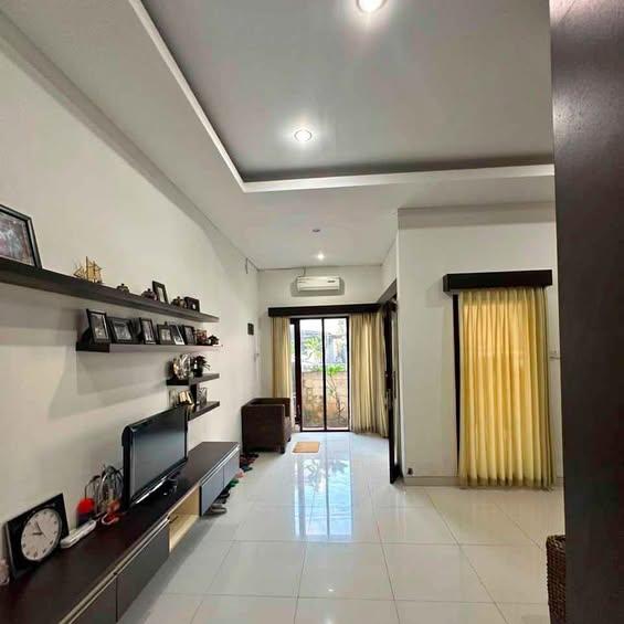 5-bedroom house in Denpasar — photo 1