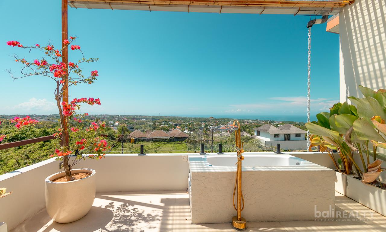 Rare Opportunity: Two-Unit Freehold Villas with Ocean View in Ungasan – Fully Furnished — photo 4