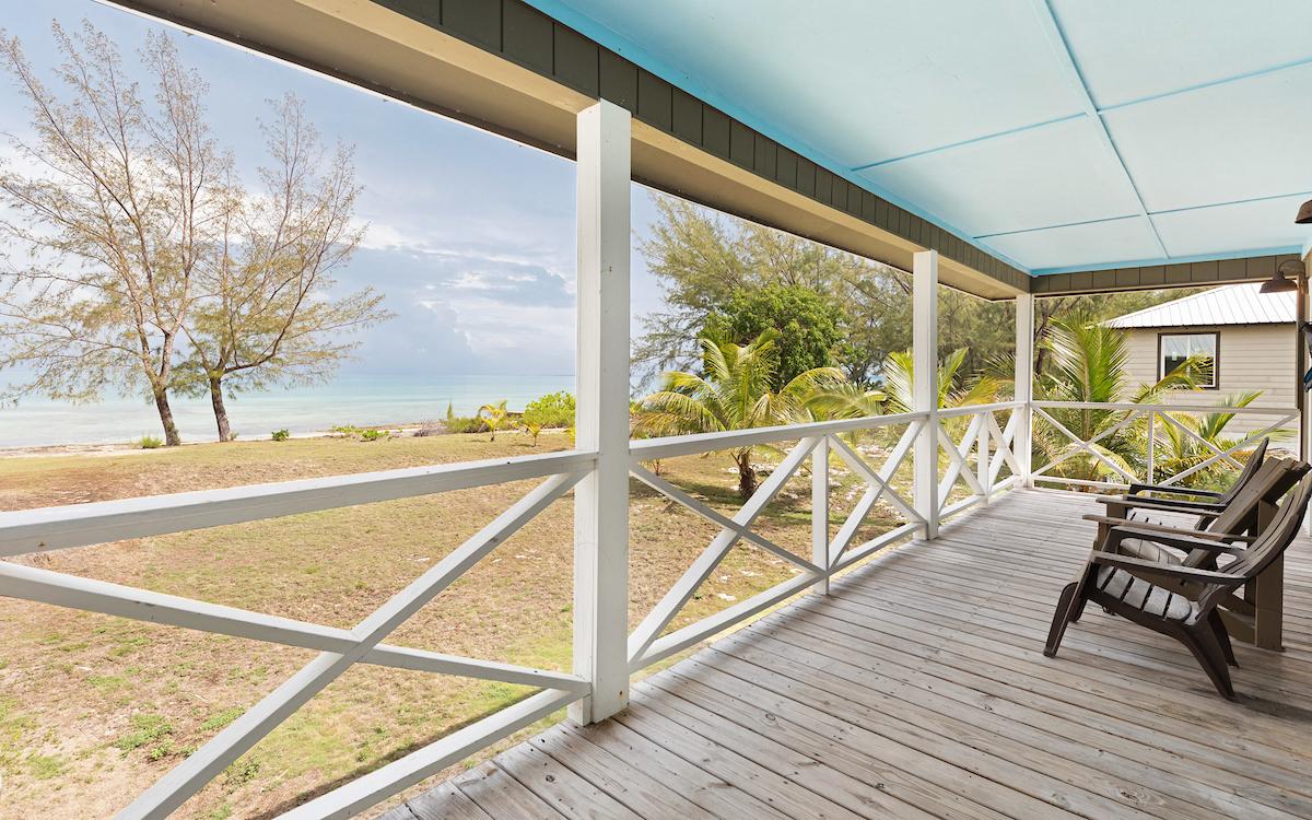 Mission Bay, A Beachfront Cottage — photo 2