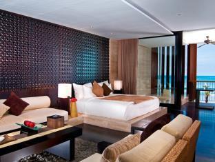 Beachfront Strata Title One Bedroom Suite — photo 3