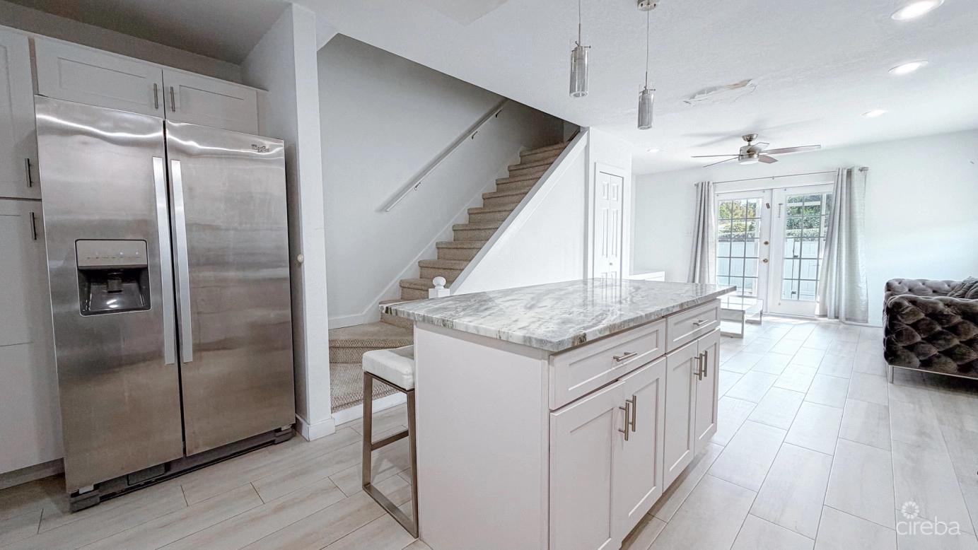 2 Bedroom Townhouse for Sale in West Bay, Cayman Islands — photo 5