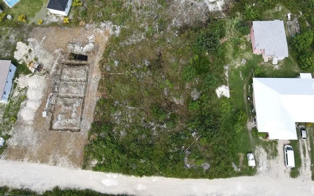 12,000 sq ft lot in Bahama Coral Island Sub 3 — photo 5