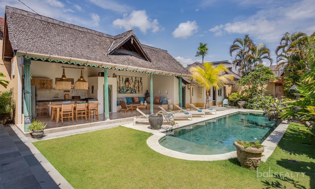 Beautiful Balinese Bohemian Three-Bedroom Villa in Seminyak – Drupadi area - 2953 — photo 4