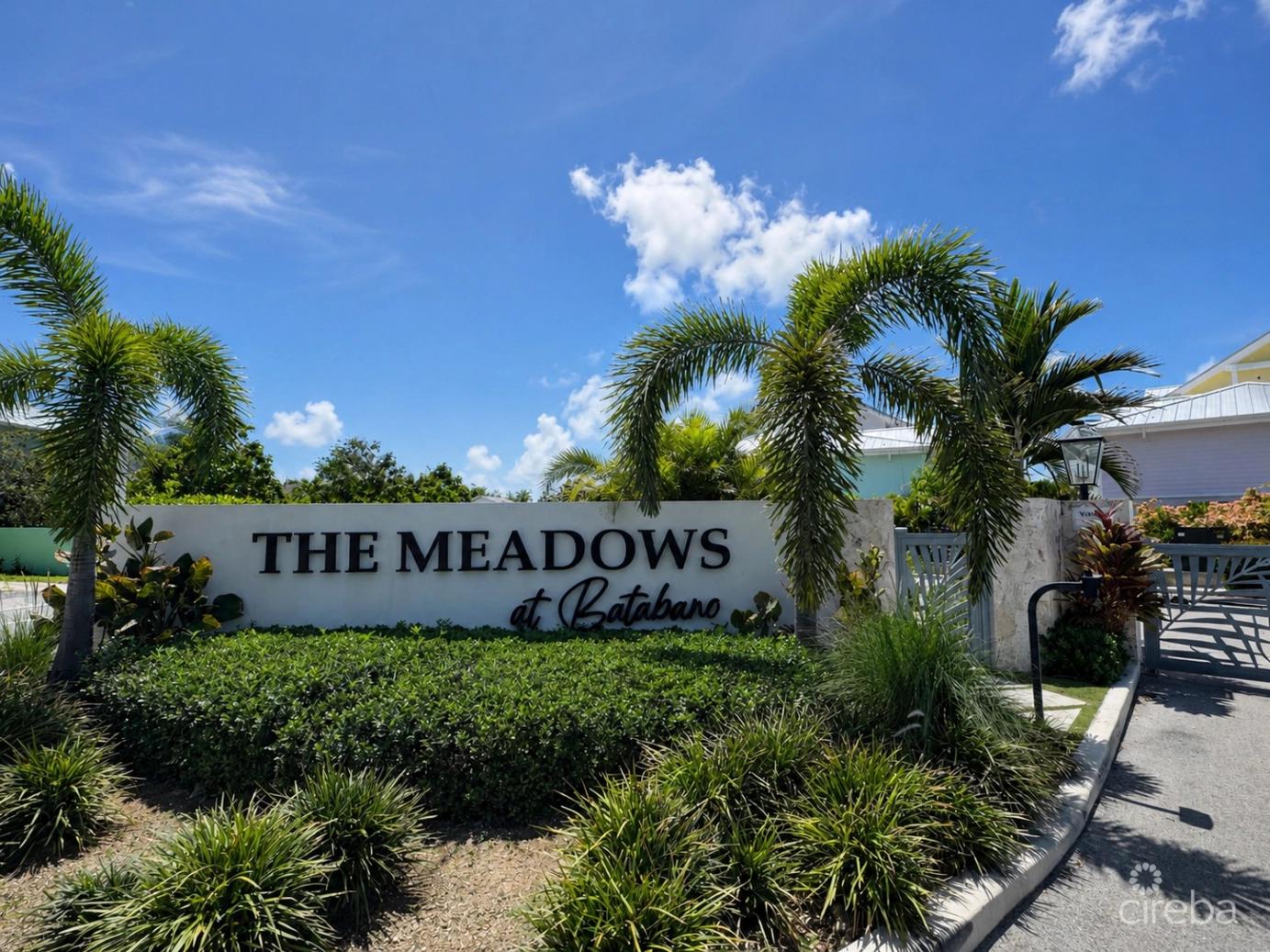 1 bedroom property for sale - The Meadows At Batabano - End Unit 509 in the Cayman Islands — photo 2