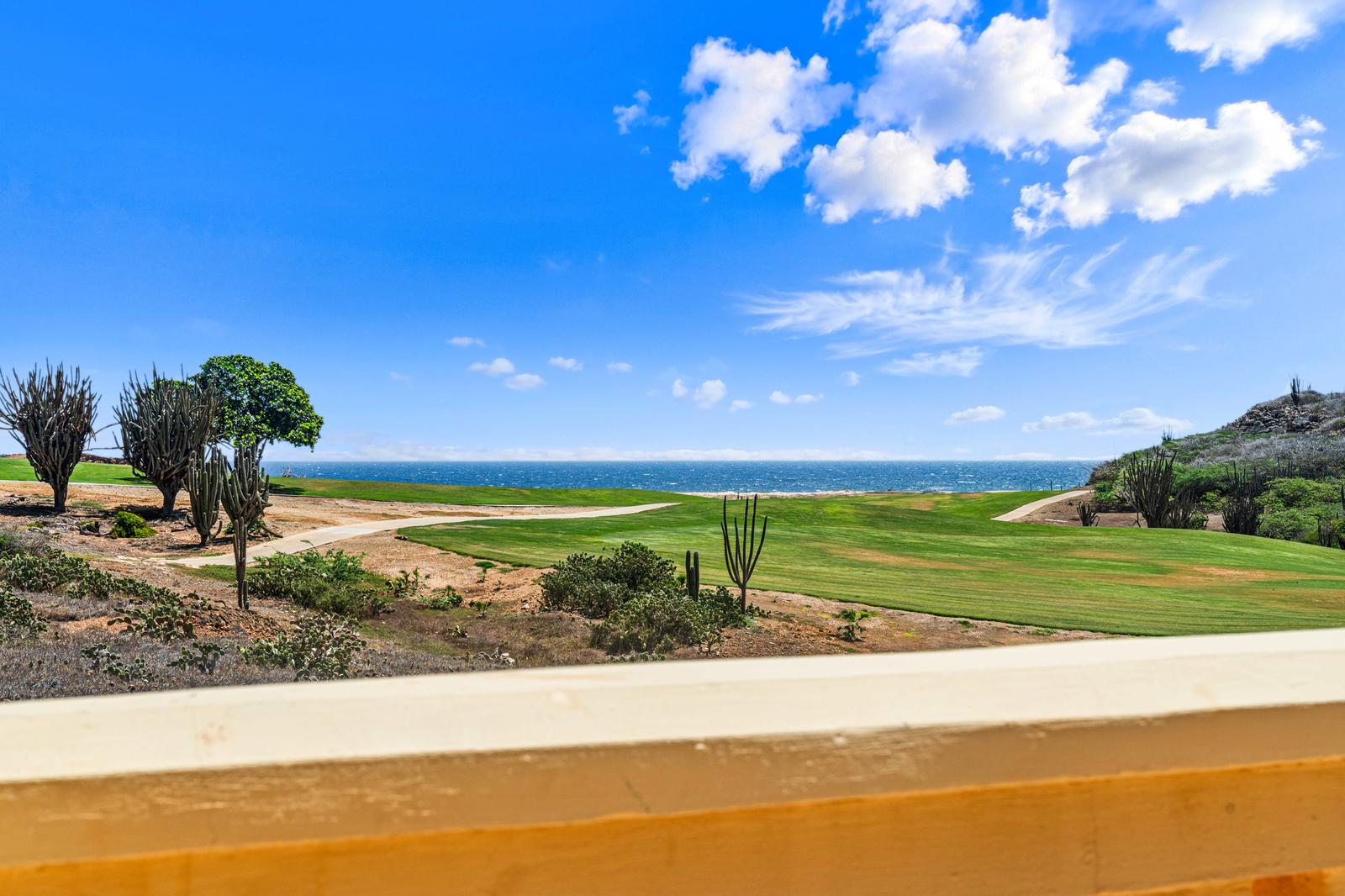 3-bedroom townhouse in Las Palmas, Tierra del Sol, Aruba — photo 1