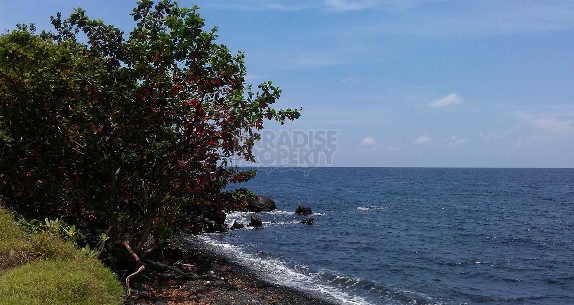 Tulamben Land Beachfront for Lease — photo 1