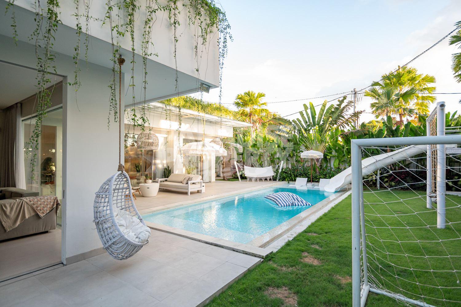 Luxury 4 Bedroom Family Residence — photo 2