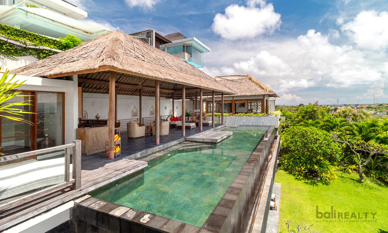 Prestigious Six-Bedroom Freehold Villa Overlooking Jimbaran Bay - 2918 — photo 1