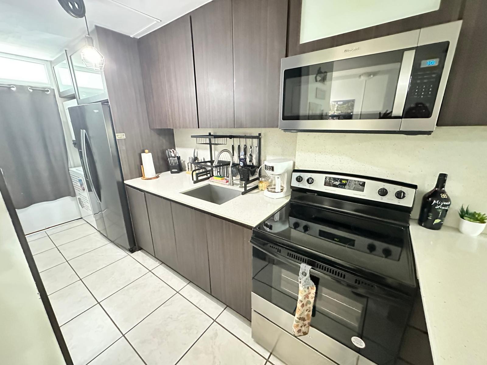 Investment Opportunity: Corner Apartment in Urb. Villas de la Playa II, Dorado, PR — photo 3