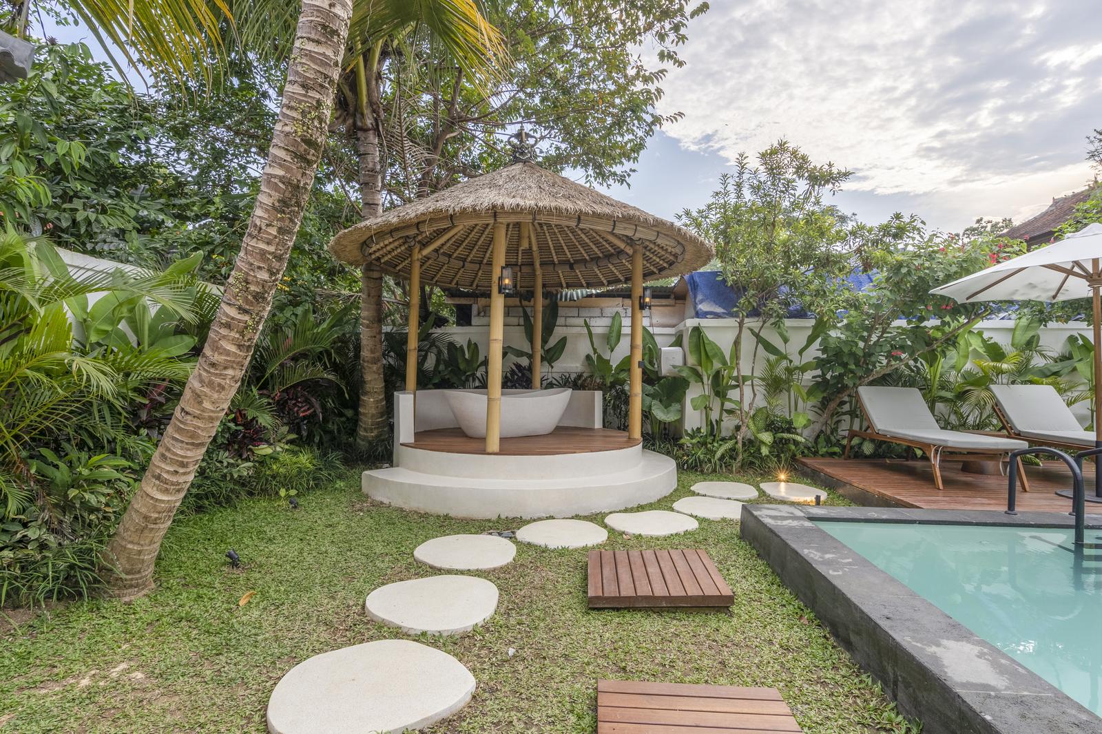 Spacious 2BR Turnkey Villa with Extended Lease Security — photo 2