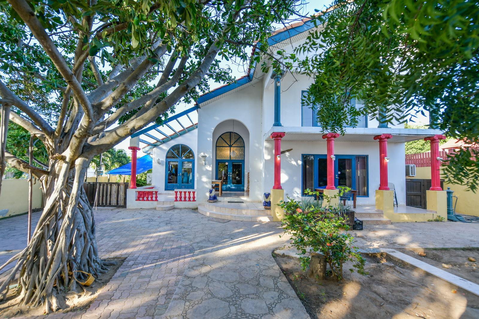 7 Bedroom House in Bubali, Noord — photo 4