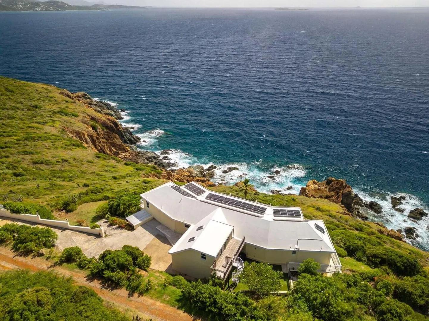 4 Bed 5.5 Bath Villa on Water Island — photo 5