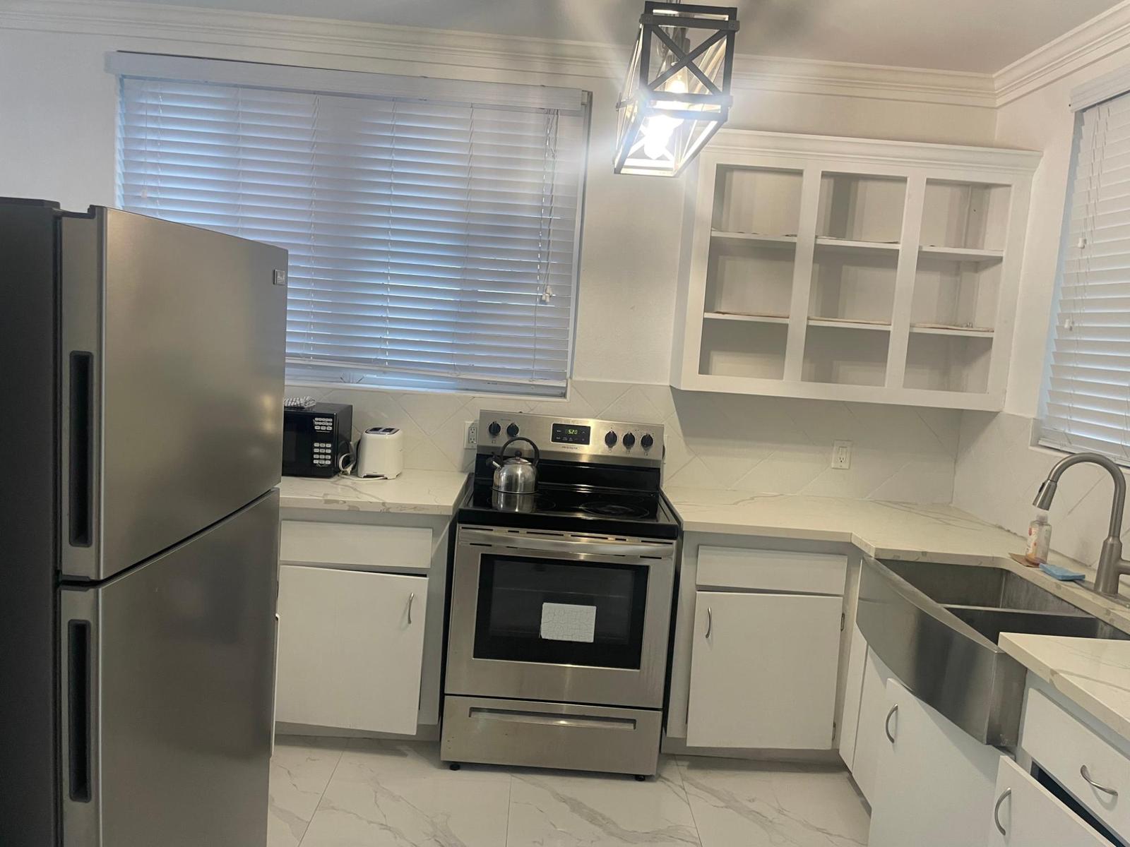Unit 1 MANGO DRIVE — photo 3