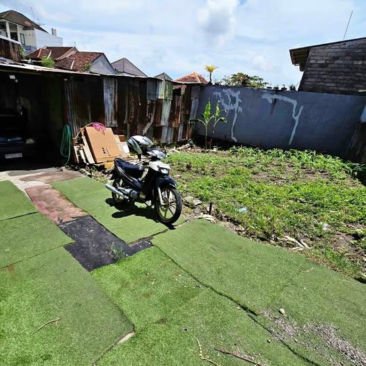 Land for sale in Denpasar — photo 1
