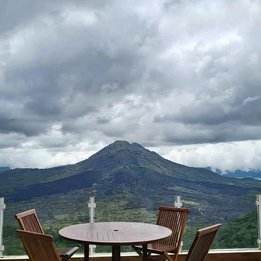 Coffee Shop in Batukintamani Bali — photo 1