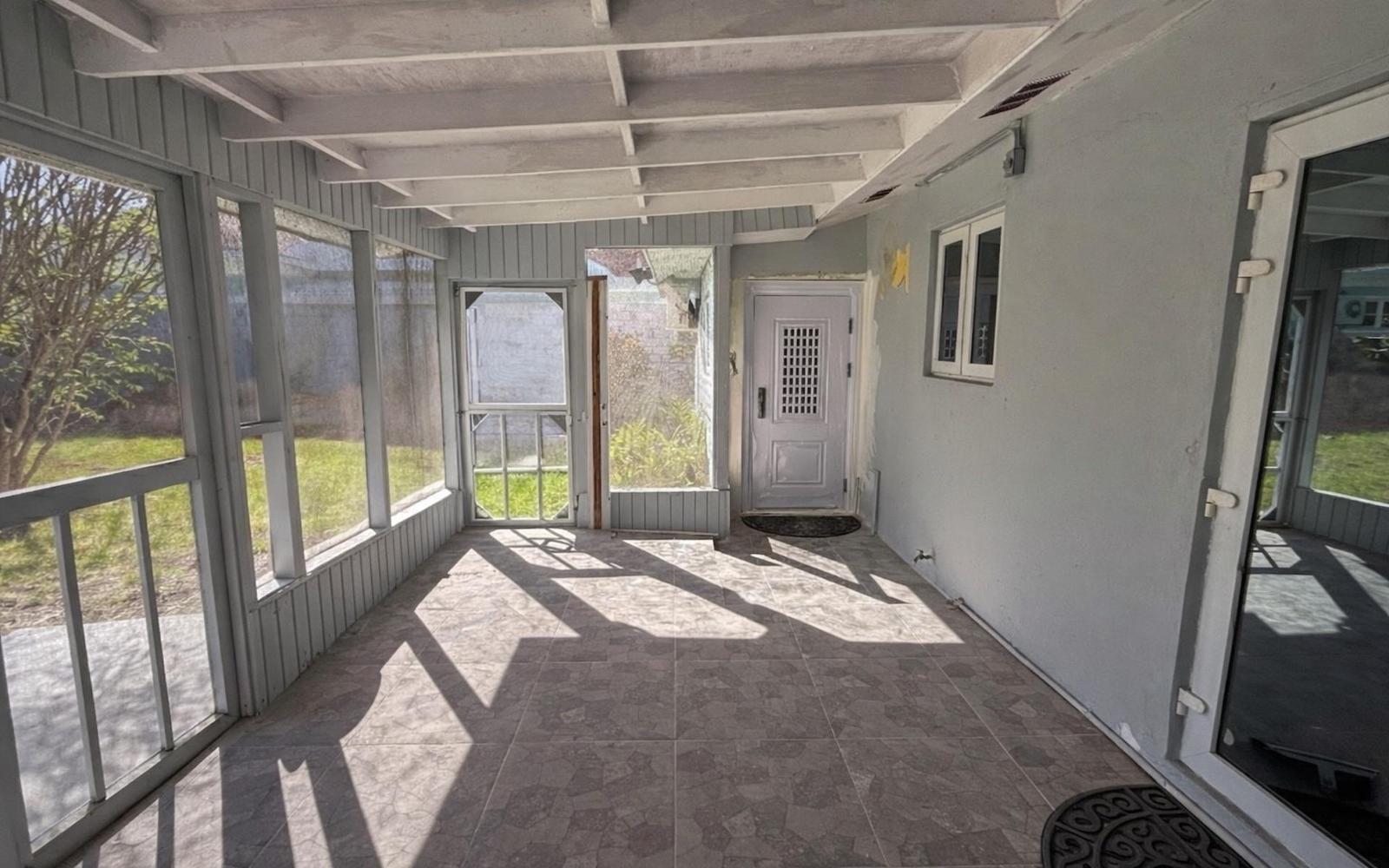 GROVE WEST RENTAL — photo 5