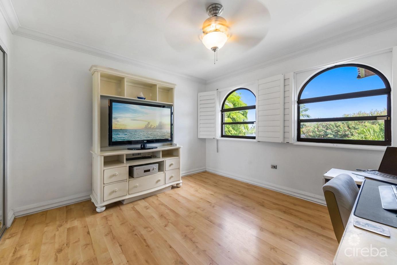 4 bedroom property for sale - Lime Tree Bay — photo 5