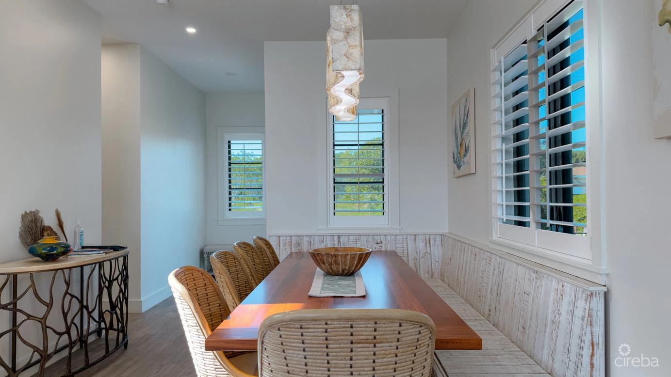 Beach House In East End — photo 3
