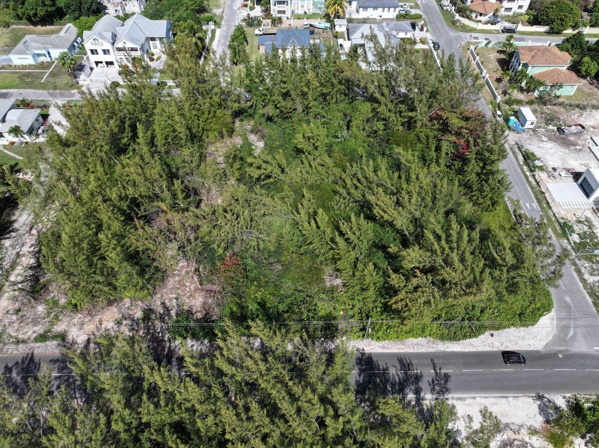 Twynam & Ocean Front Lot — photo 3