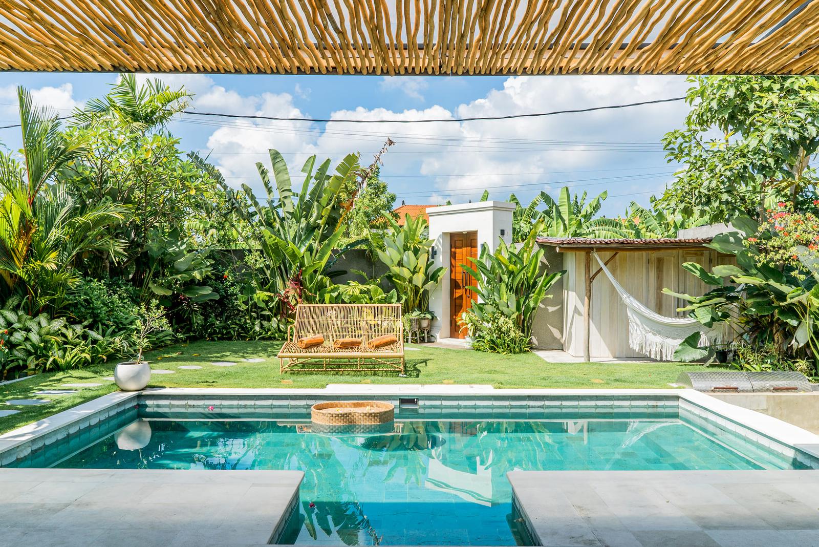 Modern Tropical 2-Bedroom Villa for Sale in Kerobokan — photo 2