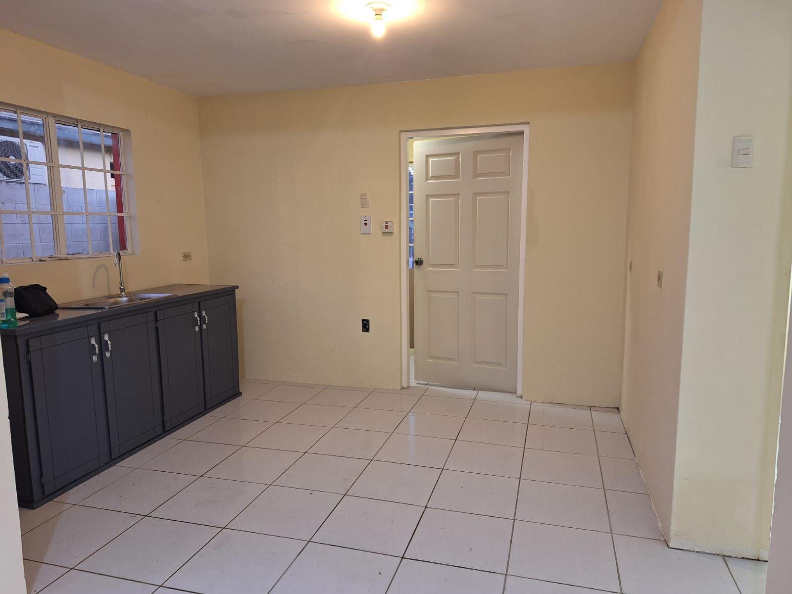 3 BEDROOM 2.5 BATHROOM FULLY AIR-CONDITIONED HOUSE FOR SALE IN ASCOT GARDENS, ARIMA — photo 2