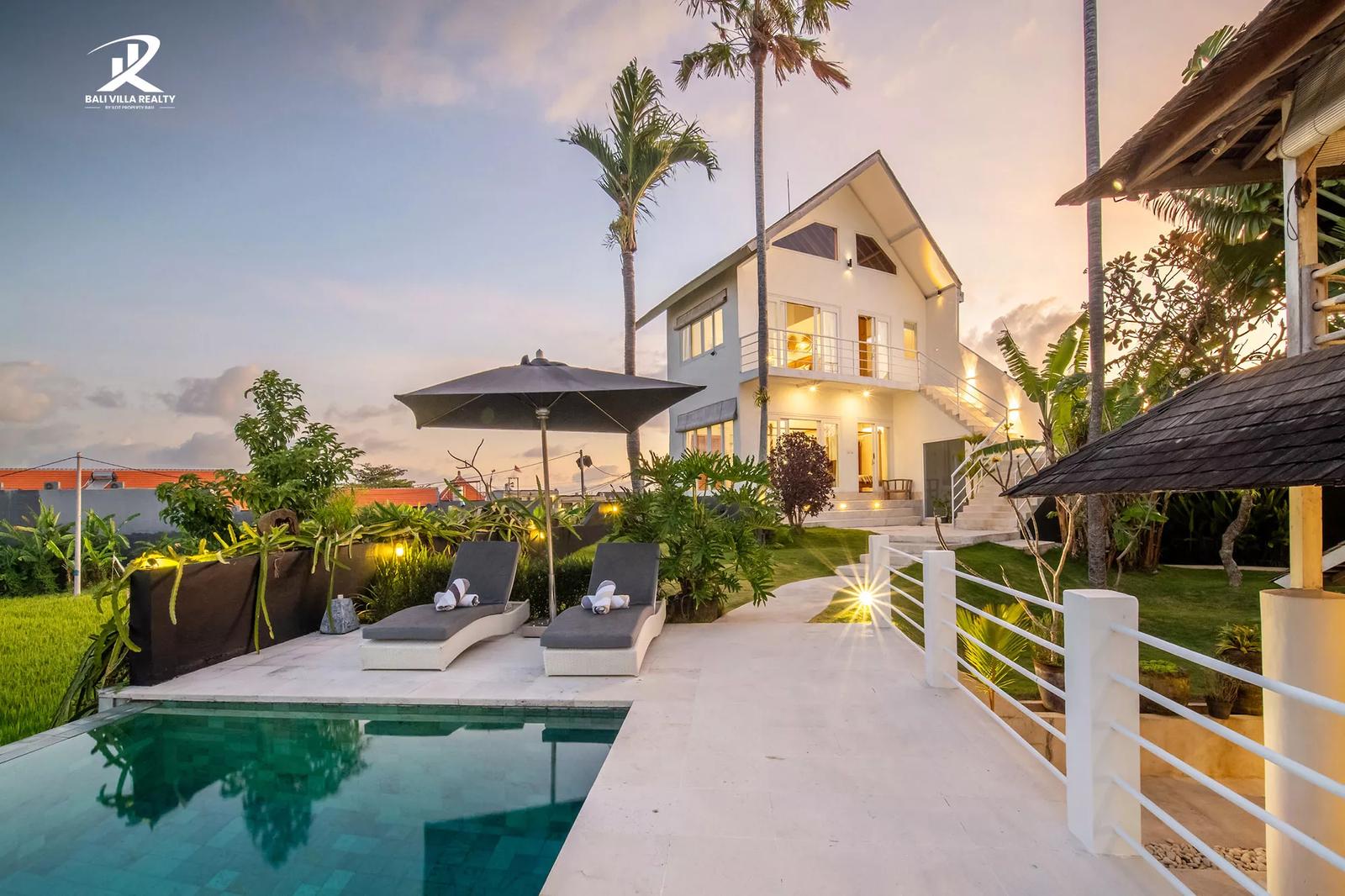 5 bedroom Villa for sale (Leasehold) — Massive 5BR Leasehold Ricefield View Estate in Tibubeneng — photo 1