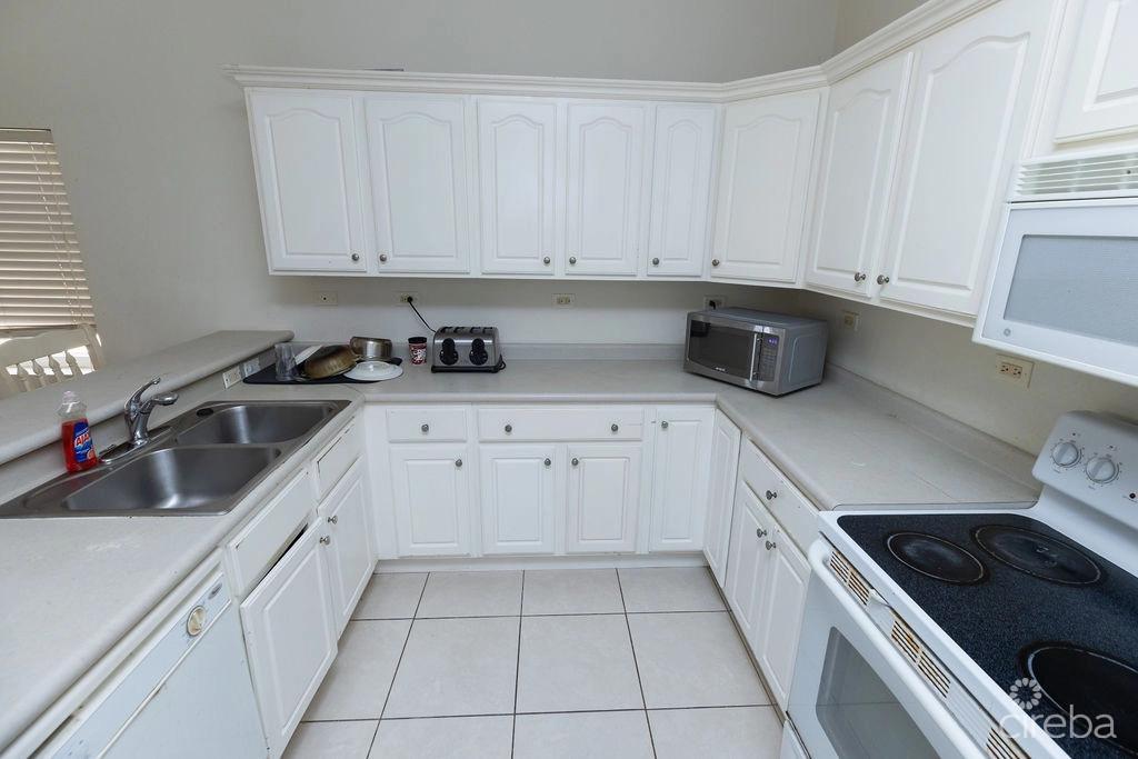 3 bedroom apartment for sale in Cayman Islands — photo 4