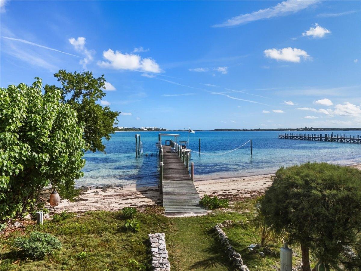 VILLA SAPODILLA LUBBER’S in Abaco Islands, The Bahamas — photo 2
