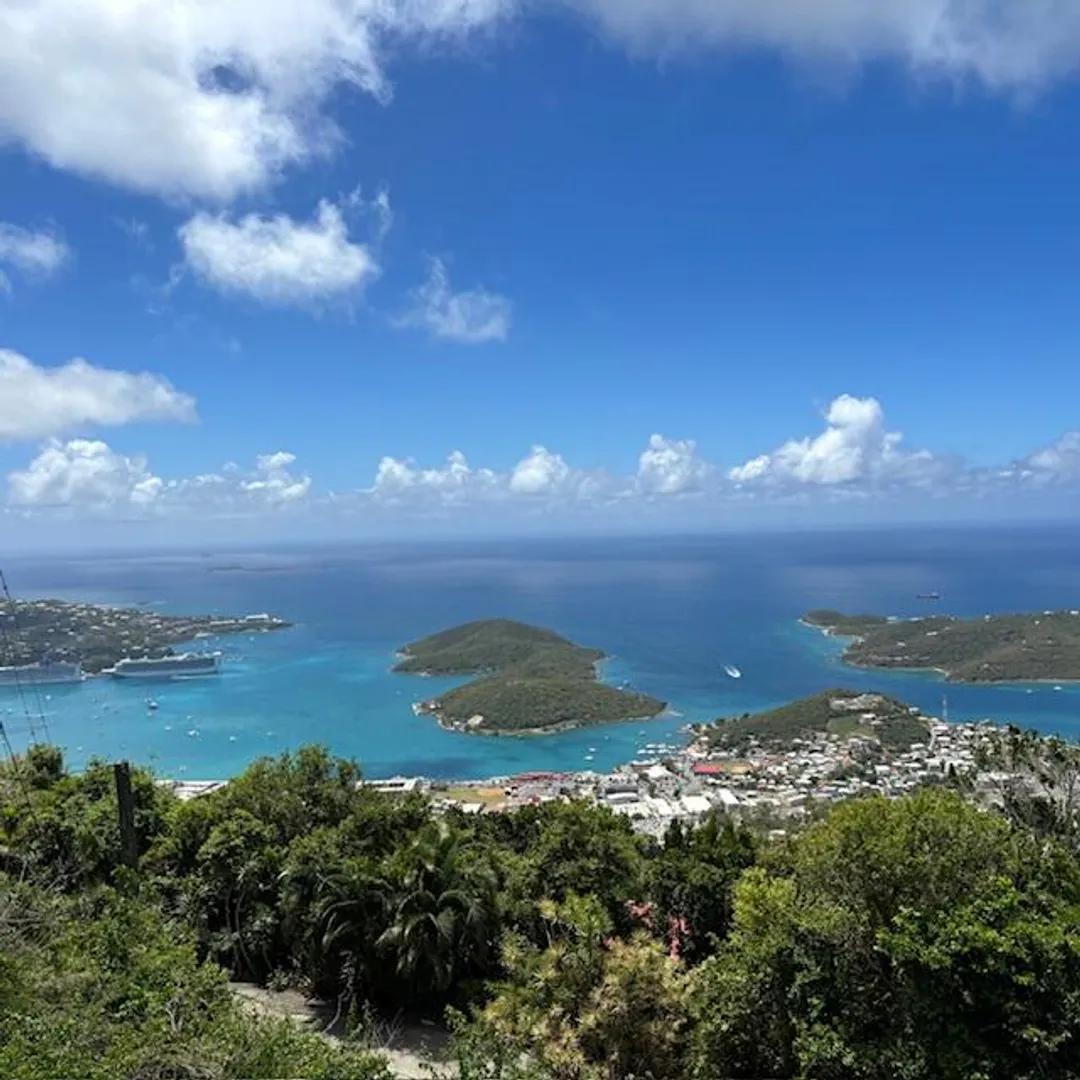 1 Bed Apartment in US Virgin Islands — photo 3