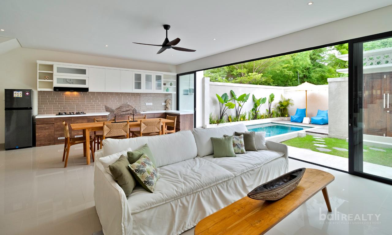 Exclusive Two-Bedroom Villa in Kerobokan with a Long Lease Term – 2645 — photo 3