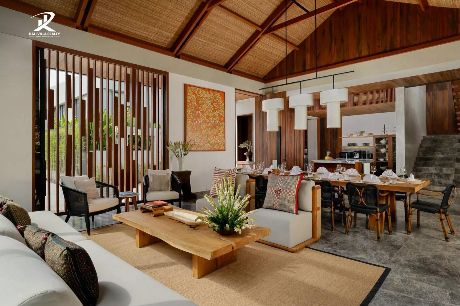 7 Bedroom Villa for Sale in Canggu, Bali — photo 2