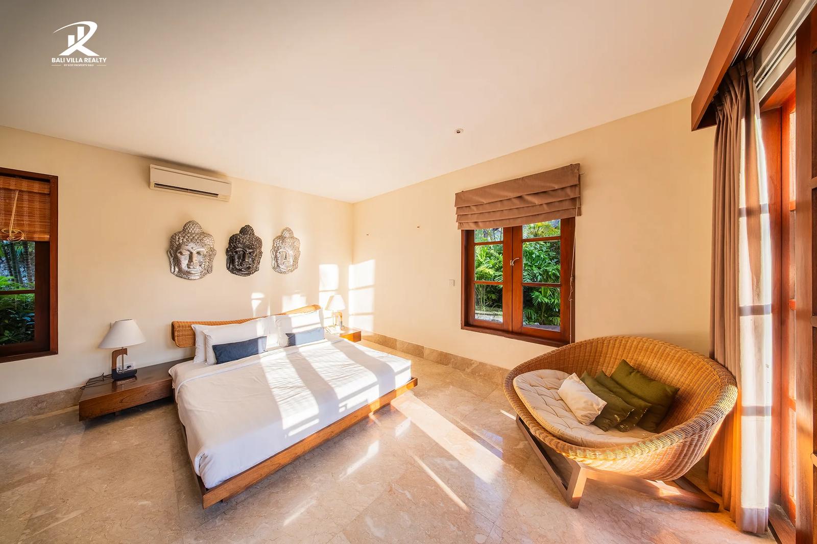 Luxury 3BR Freehold Villa in Prestigious Ungasan — photo 3