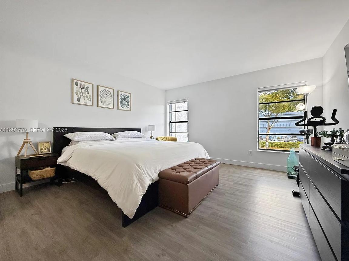 West Kendall Remodeled 3BR Condo — photo 5