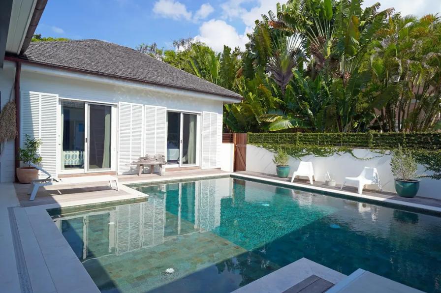 Old Fort Bay Club Villa 14 — photo 1