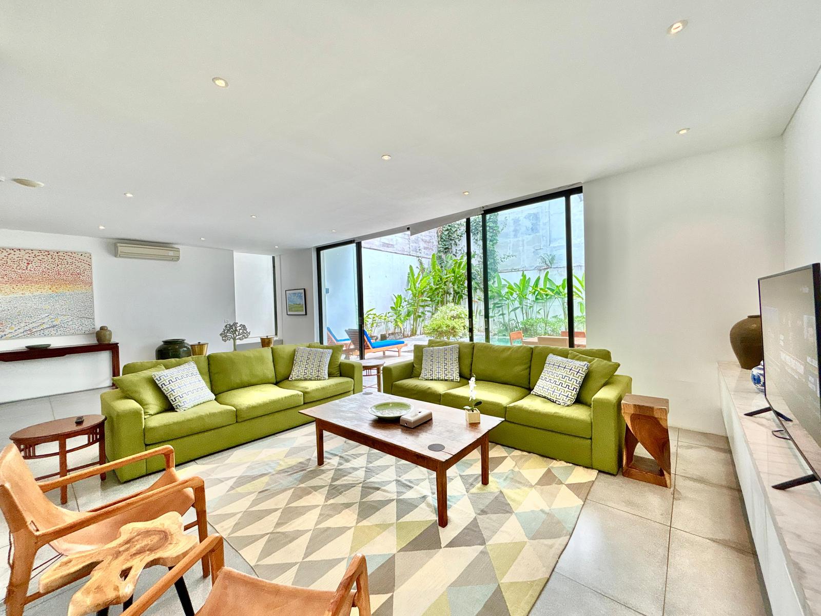 Ultra Chic With Clean Lines – Umalas Villa — photo 2