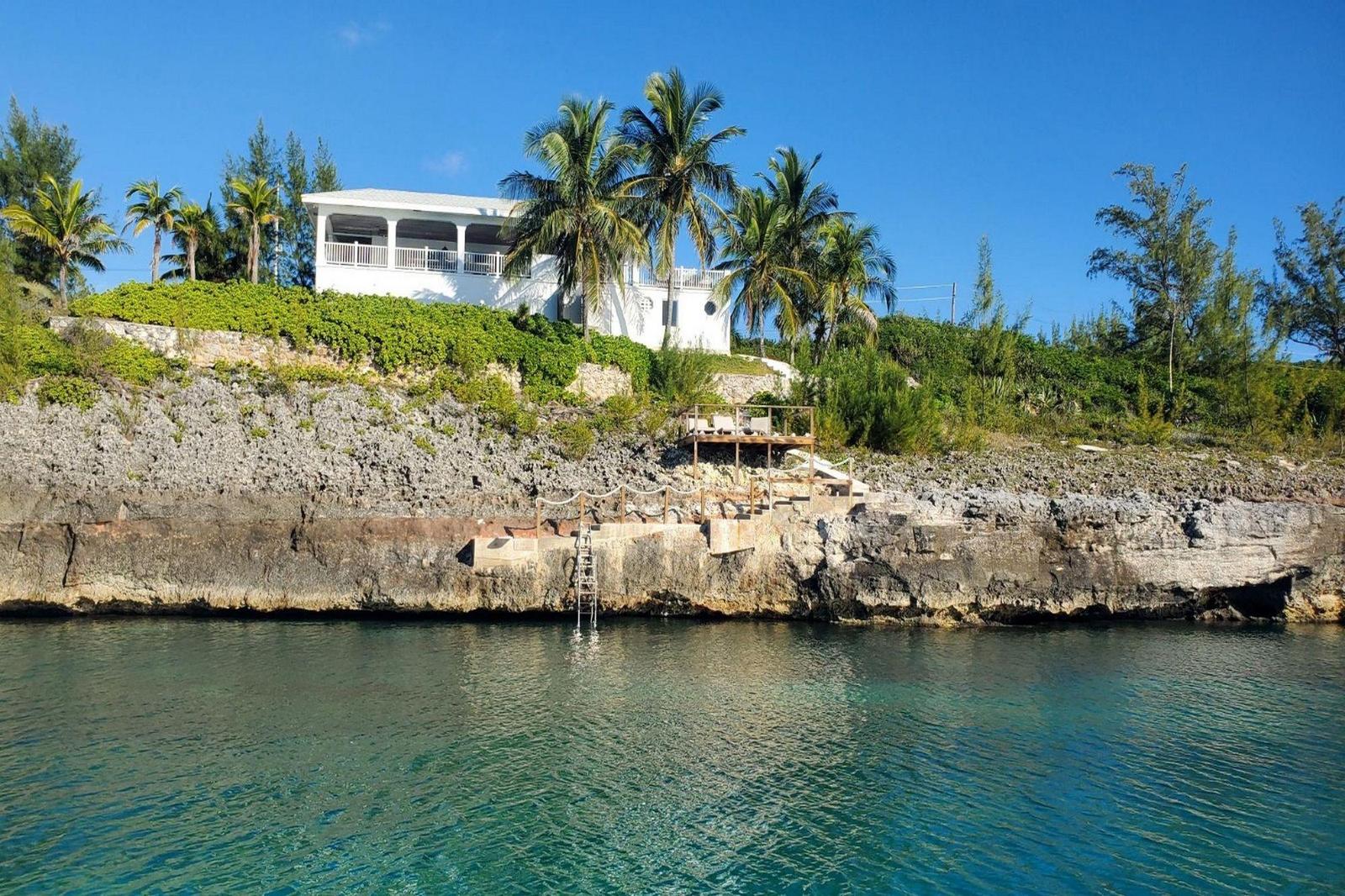 3 Bedroom Residence for sale on LAZY SHORE ROAD in Eleuthera, The Bahamas — photo 3