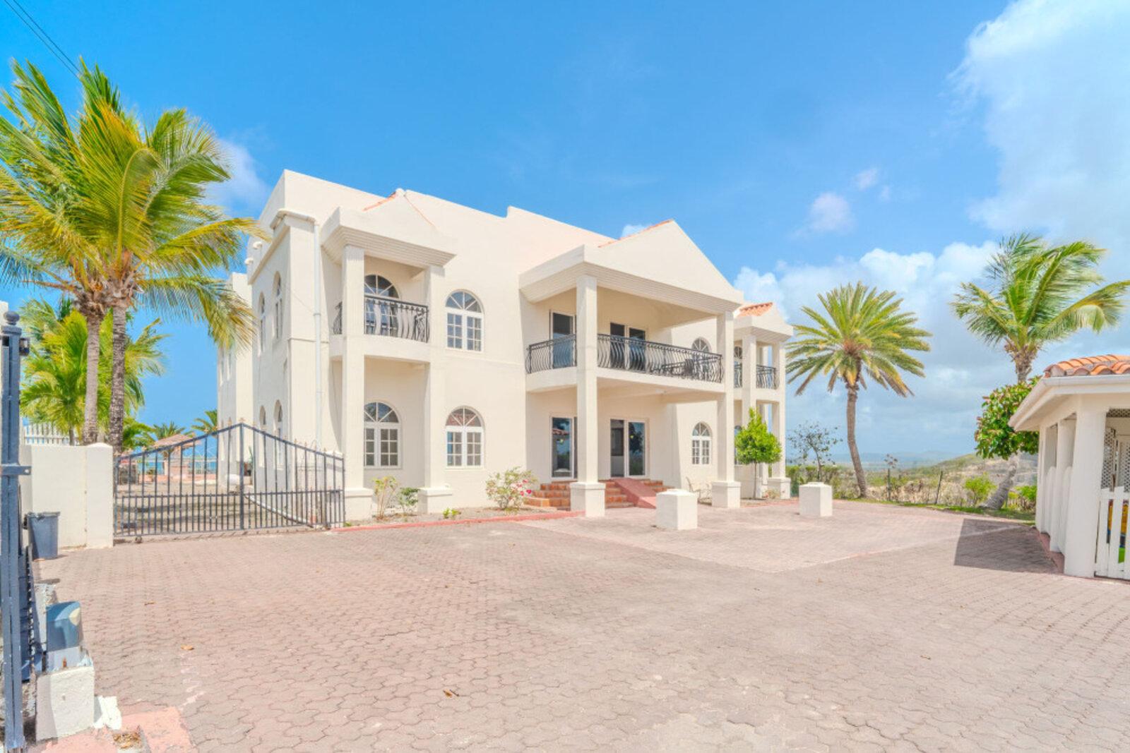 5 Bedroom Villa for Sale, Powells, Antigua — photo 2
