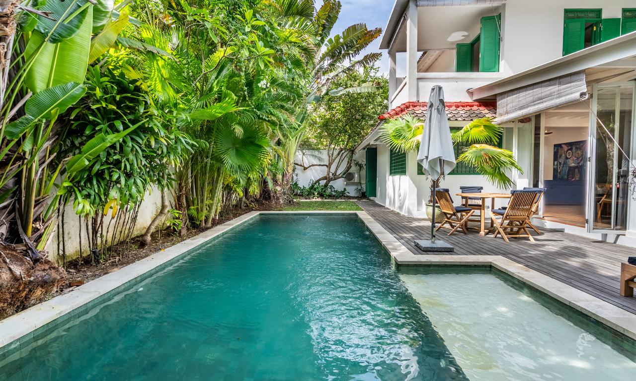 Pet-Friendly Modern Heritage Three-Bedroom Villa for Monthly or Yearly Rent in Seminyak — photo 1